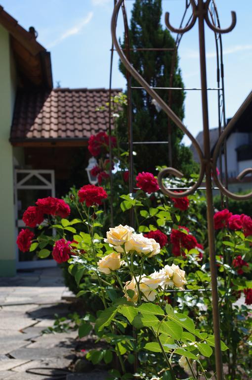 Gasthof Roseneck Wallenfels Kültér fotó